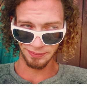 Meet your Posher, Clay